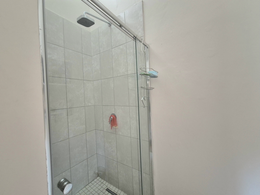 4 Bedroom Property for Sale in Wynberg Upper Western Cape